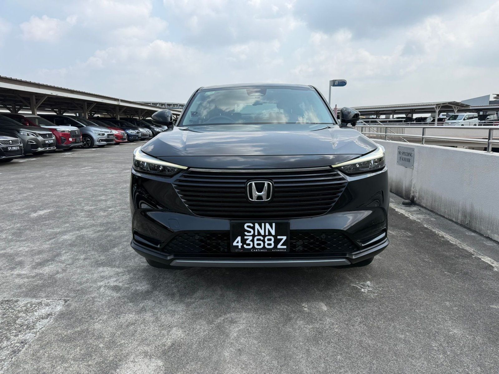 Honda Vezel 1.5 G photo 3